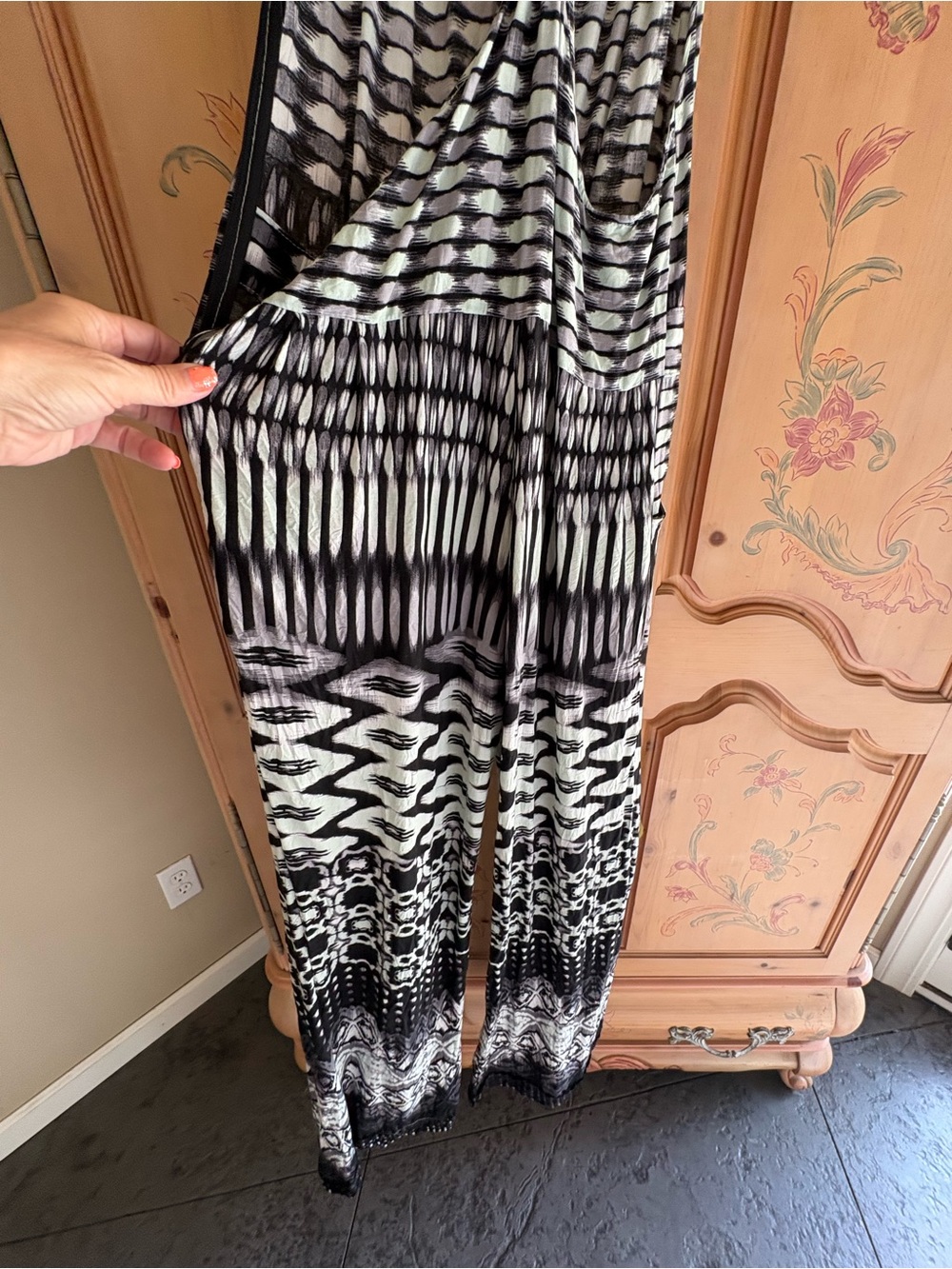 Black & White mint jumpsuit - Picture 5 of 6